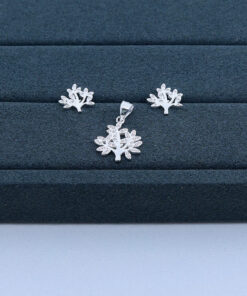 B1-53 CONJUNTO ARVORE DA VIDA CRAVEJADO IMPORTADO 2,65g Lote 17