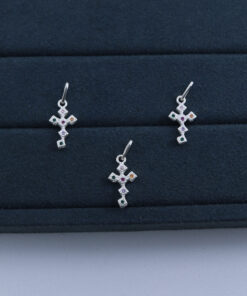 F3-58 PINGENTE CRUZ CRAVEJADA  0.8g Lote 19