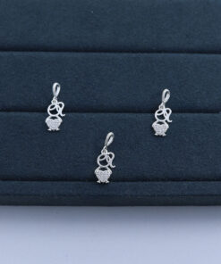 F1-63 PINGENTE FILHOS MENINA PIF126/127 0,6g Lote 19