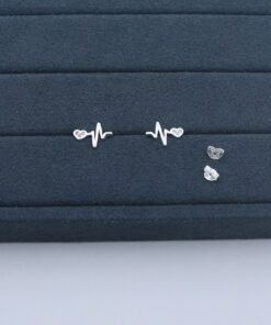 J2-110 BRINCO PESO APROXIMADO 1,3g L18