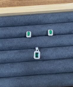 B5-81 Conjunto Retangular Cravejado Importado  2,45g Lote 17