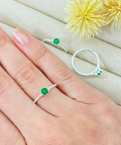 P1-17 ANEL SOLITARIO CRAVEJADO VERDE ANI1358  1.2g LOTE 19