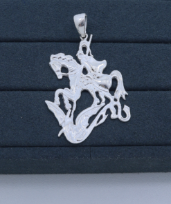 M2-27 Pingente São Jorge  tam 6,4cm 16,4g  Lote 2