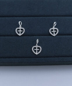 F4-11 Pingente Coração / Cruz PII1387  0.7g Lote 19