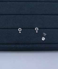 J2-142 BRINCO PESO APROXIMADO 0,8g L19