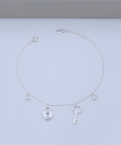 I1-69 Pulseira Cravejada importada Peso aproximado: 2.7g Lote 17