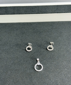 B2-14 CONJUNTO CIRCULO COM PONTO DE LUZ CRAVEJADO IMPORTADO  2,3g Lote 17