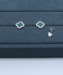 K2-70 Brinco Cravejado Importado Peso Aproximado 2,1g Lote 18