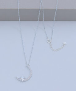 B4-52 Colar Lua Cravejado Importado com Ródio  Peso aproximado 2,95G Lote 17