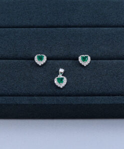 B1-48 CONJUNTO CORAÇÃO CRAVEJADO IMPORTADO 2,2g Lote 17