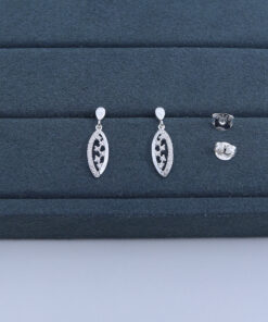 J2-22 BRINCO LUXO IMPORTADO PESO APROXIMADO 1,8g L18