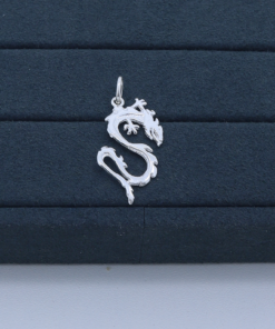 M1-52 PINGENTE DRAGÃO,  TAMANHO 3,9cm, 1.9g Lote 2