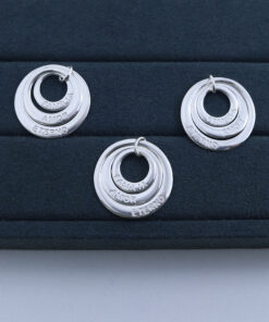 F4-19 Pingente Família Amor Eterno  2,7g Lote 20