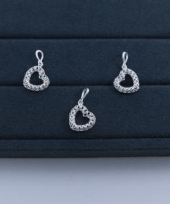 F4-99 Pingente Coração 0,6g Lote 20