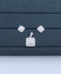 B1-92 CONJUNTO CRAVEJADO IMPORTADO 3,65g  Lote 17