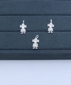 F2-90 Pingente Menina Cravejada 1.1g Lote 19