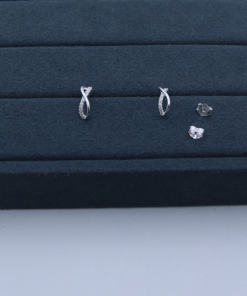 K2-82 Brinco Cravejado Importado Peso Aproximado 1,3g Lote 18