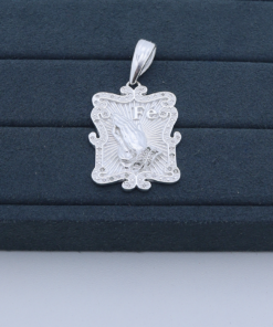 M3-56 Pingente Fé  TAM 5,2cm 12g  Lote 2