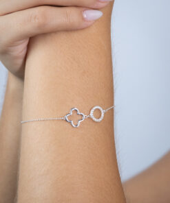 I1-115 Pulseira Cravejada importada Peso aproximado: 1.8g Lote 17