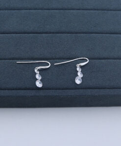 J2-1 BRINCO CRAVEJADO IMPORTADO PESO APROXIMADO 2,1g L18