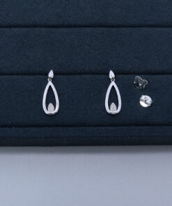 J2-119 Brinco Importado Peso Aproximado 2,2g Lote 18