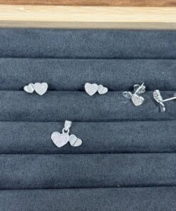 C3-82 Conjunto dois corações Cravejado Importado  1,7g Lote 17