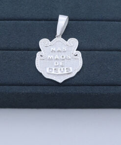 M3-38 Pingente Masculino Nas Mãos de Deus TAM 5cm 11g Lote 2