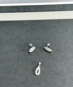 B6-19 Conjunto Cravejado Importado  2,8g Lote 17