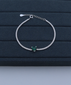 I1-65 Pulseira Cravejada importada Peso aproximado: 4.3g Lote 17