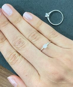 R3-8 ANEL SOLITÁRIO ANI1409 0,89g LOTE 19