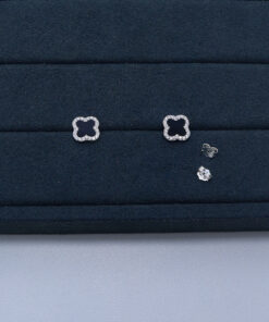 J2-81 Brinco Importado Peso Aproximado 2,0g Lote 18