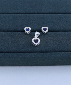 B1-30 CONJUNTO CORAÇÃO CRAVEJADO IMPORTADO 2,95g Lote 17