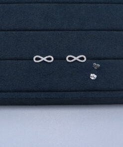 K3-72  Brinco Importado Peso Aproximado 1,4g Lote 18