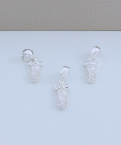 D5-65 Berloque Sapatilha Cravejado Coleção Pandora Importado Peso Aproximado 2,9g Lote 18