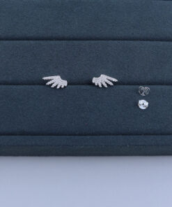 J2-65 Brinco Importado Peso Aproximado 1,9g Lote 18