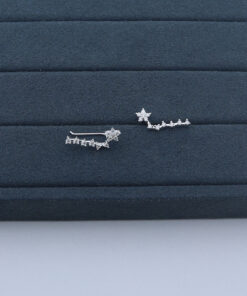 J2-16 BRINCO CRAVEJADO IMPORTADO PESO APROXIMADO 1,6g L18