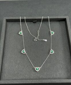 C3-94 Colar 5 Corações Cravejados Importado  42+3cm Peso Aproximado 3.6g Lote 17