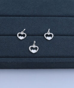 F2-6 Pingente Coração cravejado 0.6g Lote 17