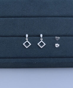 K3-58 Brinco Importado Peso Aproximado 1,6g Lote 18