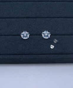 J1-142 Brinco Cravejado Importado Peso Aproximado 2,5g L18