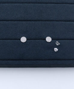 K3-87 Brinco Cravejado Importado Peso Aproximado 1,3g Lote 18