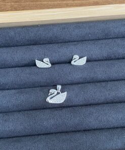 B5-85 Conjunto Cisne Cravejado Importado  2,5g Lote 17