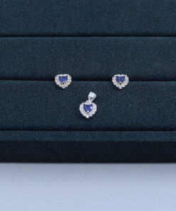 B1-50 CONJUNTO CORAÇÃO CRAVEJADO IMPORTADO 2,2g Lote 17