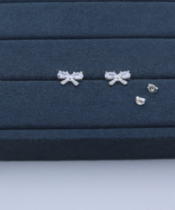 K1-56 Brinco Laço Cravejado Luxo, 1,9 gramas, Lote 19