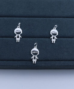 F1-66 PINGENTE MENINO S45128  1g Lote 20