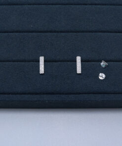 J2-14 BRINCO CRAVEJADO IMPORTADO PESO APROXIMADO 1,6g L18