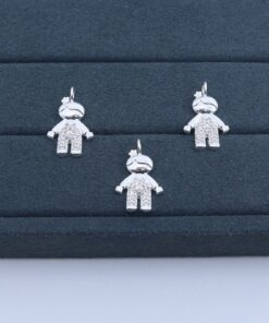 F2-39 Pingente Menina Cravejada  1.2g Lote 19