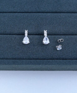 J1-29 Brinco Importado Peso Aproximado 2,7g Lote 18