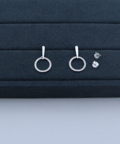 J2-3 BRINCO CRAVEJADO IMPORTADO PESO APROXIMADO 1.4g L18