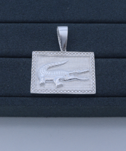 M3-3 Pingente  Lacoste TAM 3,7cm  13,2g Lote 2